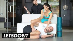 Watch mystery Potro De Bilbao and Emiri Momota's trailer