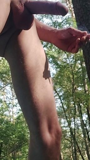 Outdoor fun #15 Pissing   Clip 2