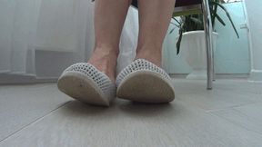 Toe wiggling in soft ballet flats (Sh)