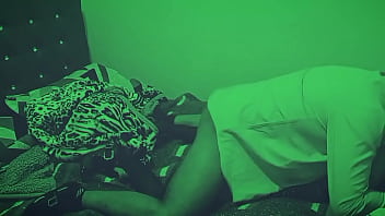 Trans provocadora y sumisa, disfrutando ser llevada al l&iacute_mite