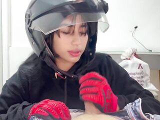 A Delivery Angel Goes to the Wrong Address and Ends up Getting Drilled by the Wrong Customer