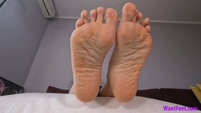 Incredible Wrinkled Soles - 4K MP4