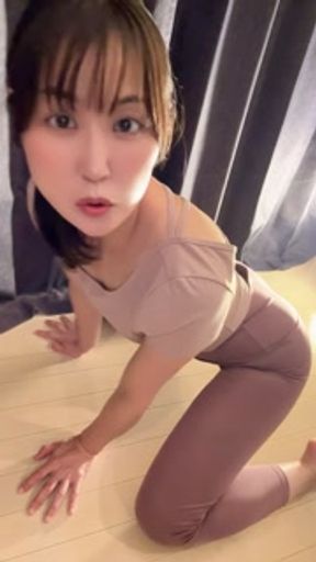 【無修正】本編無修正で相互オナニー！変態ヨガクラスで生徒とオナニー見せ合いっこ♡