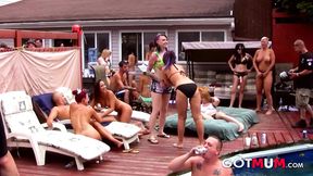 Hottest curvy cougar at lesbian orgy party