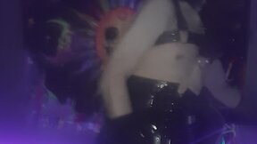 Amateur goth femboy solo dildo