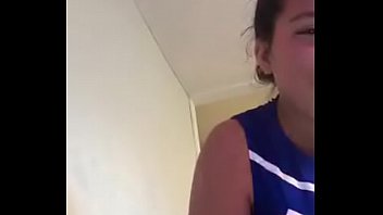 Colegiala Masturb&aacute_ndose en Periscope