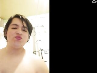 Femboy Culón Se Maquilla Como Puta Callejera y Sale a Buscar Polla en la Noche ????????????