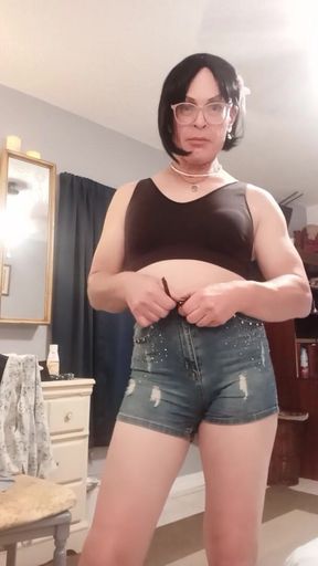 Lisa B. does a little teaae.