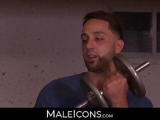 Andrew's longing for a big dude's cock fulfilled in a wild fuck