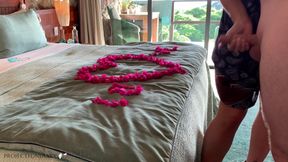 Honeymoon bride fucked in paradise
