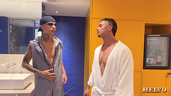 ELA GOSTA DE DUAS ROLAS DE UMA VEZ, FOI S&Oacute_ BOTAD&Atilde_O NA NOVINHA SAFADA