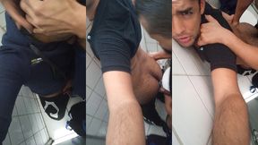 hetero tatuado comendo gay desconhecido no banheiro do shopping