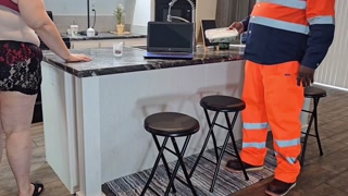 The plumber got distracted &amp; drained his pipe on the female customer fat Pussy - big ass bbw ssbbw