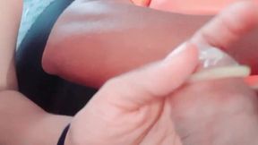 le hago la mejor mamada del mundo amateur a mi hijastro en el autobus, soy su madrastra colegiala teen puta, sexo real casero amateur.