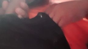 le hago la mejor mamada del mundo amateur a mi hijastro en el autobus, soy su madrastra colegiala teen puta, sexo real casero amateur.