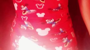 le hago la mejor mamada del mundo amateur a mi hijastro en el autobus, soy su madrastra colegiala teen puta, sexo real casero amateur.