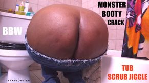 MONSTER CRACK TUB SCRUBBER BIG BOOTY hairy close up BBW