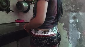 BHABHI KO CHODA SEXY VIDEO ON HOLI