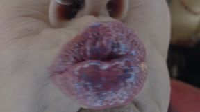 Big Glittered Lip Gloss Duck Lips Smelling