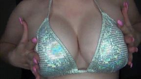 Shiny Mesmerizing Cleavage In Your Face (MP4) ~ MissDias Playground