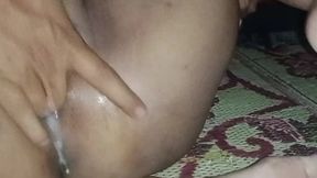 My mother-in-law to orgasm squirt