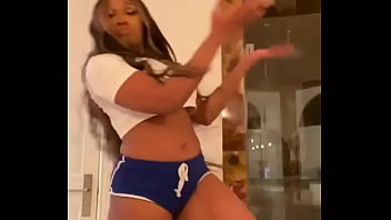 morena nalgona