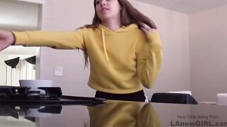 Bae 18 blows and gets pussyfucked quick inside studio