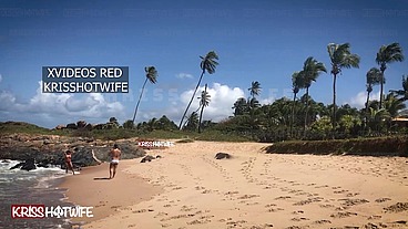 Fui Flagrada Fazendo Topless e Masturbando o Realizador Baiano Na Praia Pública