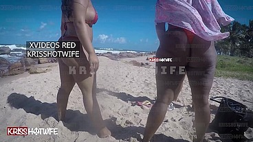 Fui Flagrada Fazendo Topless e Masturbando o Realizador Baiano Na Praia Pública