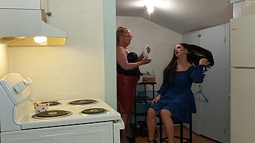 Guy Transformed into Woman for Girls Night Out