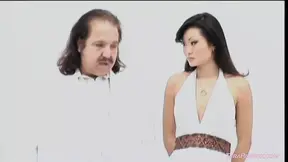 Stunner Melissa Lauren gets a facial blast after getting fucked hard