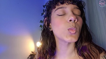 I SOAK MY PANTIES WITH THE FLUIDS FROM MY PUSSY (FULL VIDEO)