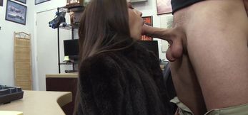 Mountainous juicy ass amateur deepthroating rod at pawnsh