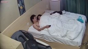 9月最佳 新流出安防酒店高清偷拍 絕美校園女神趕在零點前和男友盡情釋放