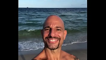 THE LIFEGUARD BEACH BODY TAN FIT  ITALIAN PORNSTAR MAXXX LOADZ