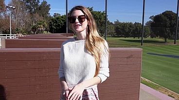 Golfing with Sexy Nadya