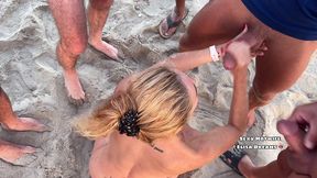 baisee et enculee par un ami en public sur la plage+ bukkake 20 ejacs ...