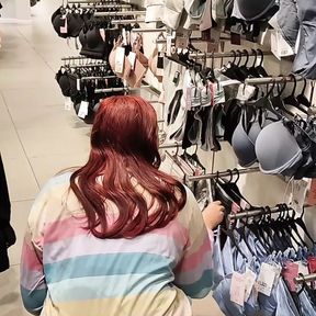 OUTDOOR RED HAIR BITCH walking with a PLUG and MASTURBATING in the DRESSING ROOM