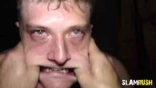 Tanpa baju, seks berkumpulan, gangbang – perempuan murahan gay Amerika amatur dengan zakar besar sialan punggung