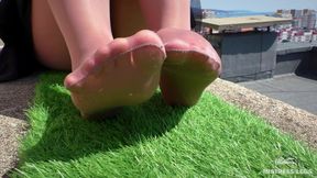 Sky-high Sole Seduction: Teasing Toes From Sheer to Black on the Rooftop