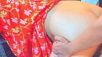 Close-Up Pussy Sex With Hot Auntie