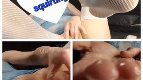 Horny MILF squirting 720p