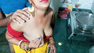 Owner Rough Fucking Maid Girl Who Cooking Food In Kitchen Porn In Hindi Voice
