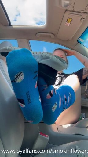 Sweaty gym socks ruin you (ruined orgasm with CEI)