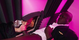 Interracial bareback with Harrison Feels and Theo Dore