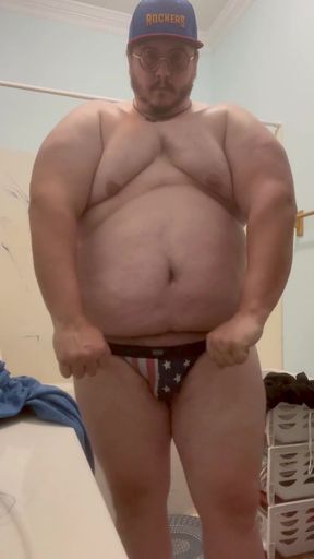Must-see moment from &quot;Beefy Chub Bear Daddy Burly Chub Getting Ready For A BBQ&quot;