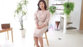 Kazuyuka Fuji's First Married Woman Shoot: Revealing Documentary with Digest Highlights