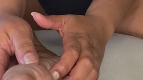 GoddessCokoKitty Scratching her Oily Soles ASMR