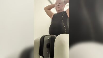 Tight white tights in a public gym at night