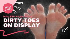 Hairy BBW Kaylee Graves' Dirty Toes on Display